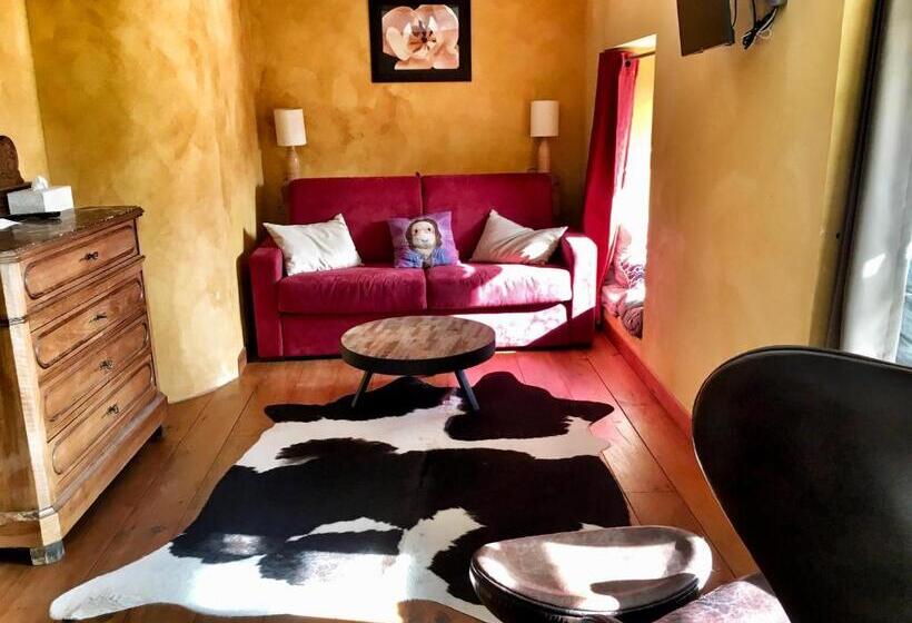 סוויטה נוף לבריכה, Chambre D'hôtes La Grange Des Ecrins