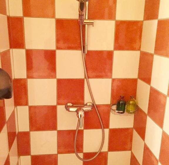 סוויטה נוף לבריכה, Chambre D'hôtes La Grange Des Ecrins