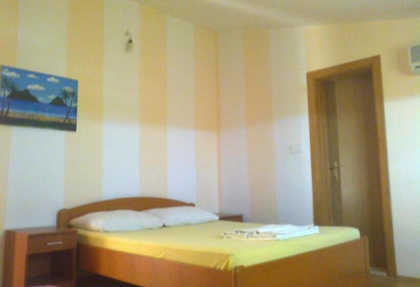 اتاق اکونومی, Guesthouse Casa Bevanda