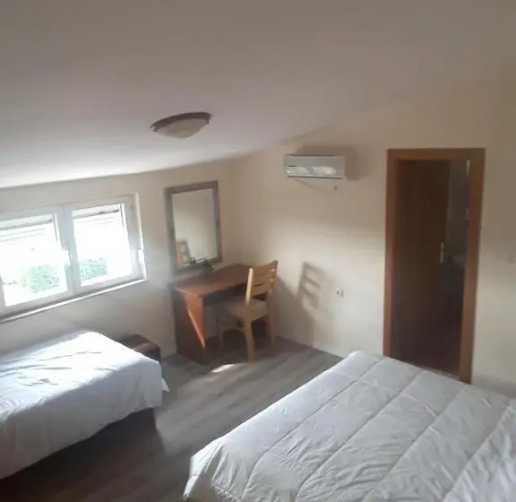 اتاق خانوادگی, Guesthouse Casa Bevanda