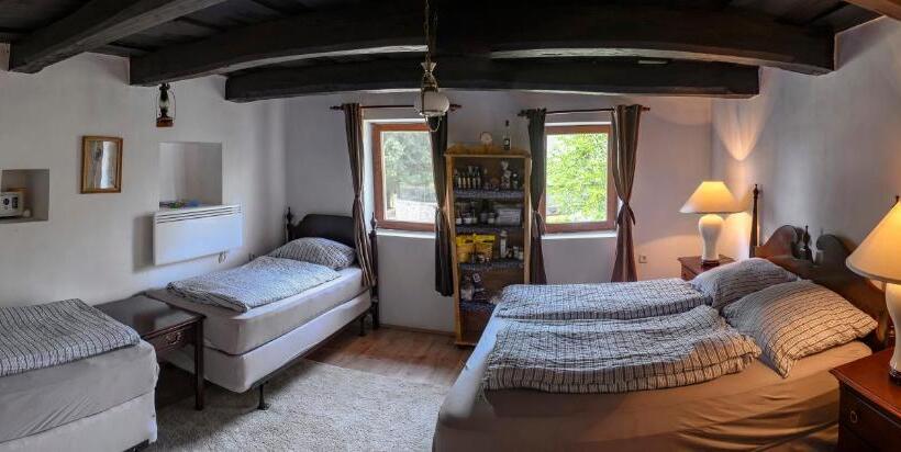 בית, 2 חדרי שינה, Kemencés Vendégház