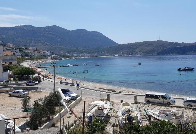 חדר סטנדרט לשלושה, Rooms By The Sea