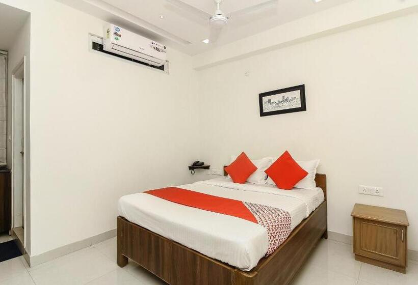 Quarto Deluxe, Capital O Hotel Green Leaf