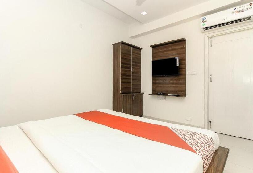 Quarto Deluxe, Capital O Hotel Green Leaf