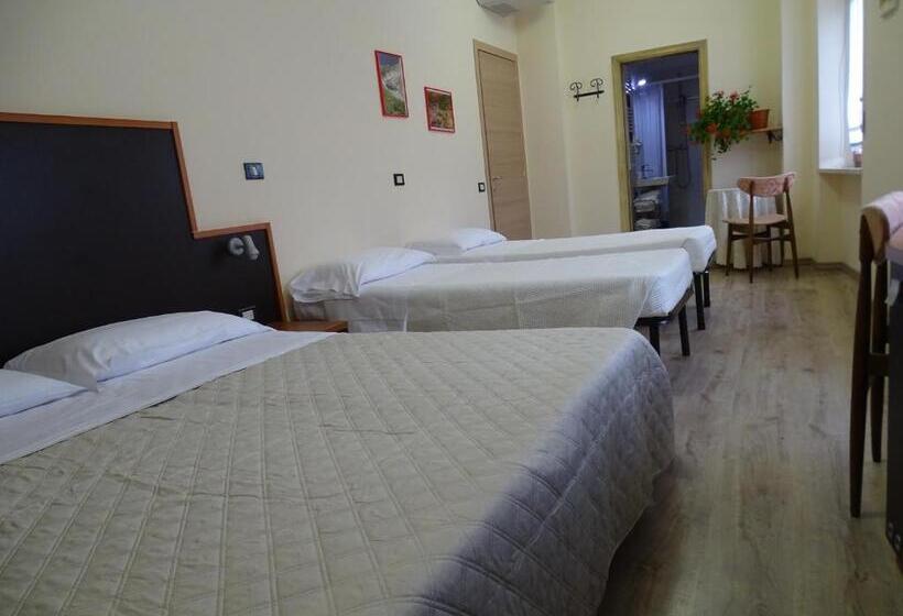 Четырехместный Номер Стандарт, Monti Azzurri