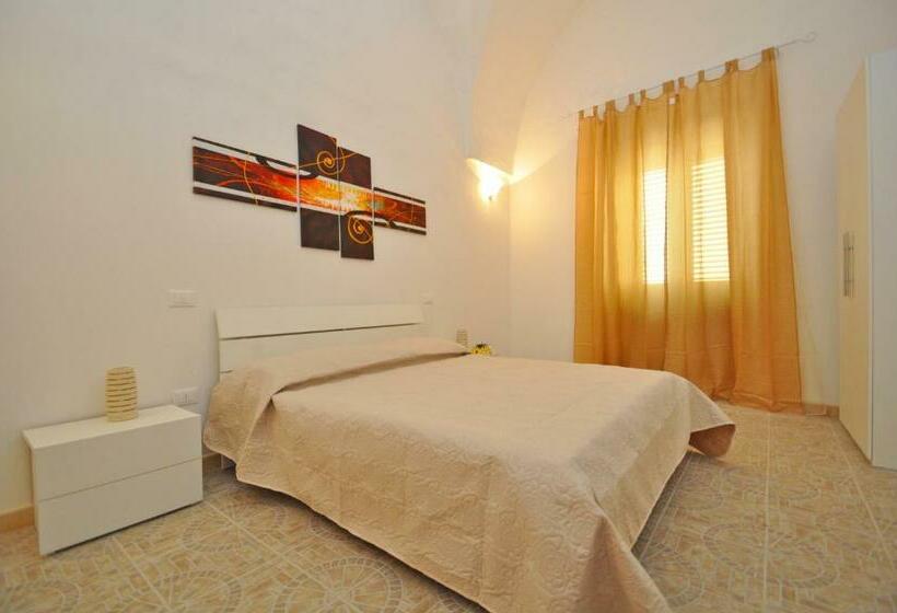 חדר קומפורט לשלושה, Palazzo Vaglio