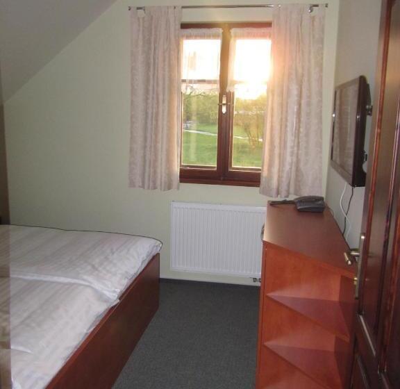 جناح, Penzion Na Faře