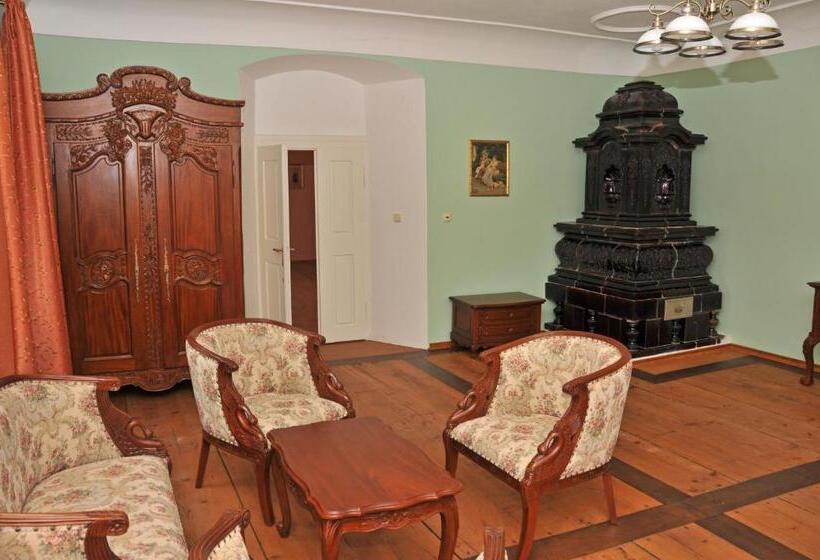 جناح سوبيريور, Penzion Na Faře