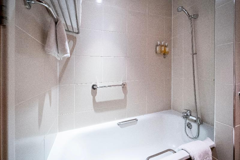 高级大房间, Apsara Beachfront Resort & Villa Sha Extra Plus