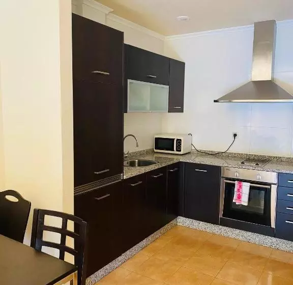 1ベッドルームアパートメント, Av Apartamentos Lobios