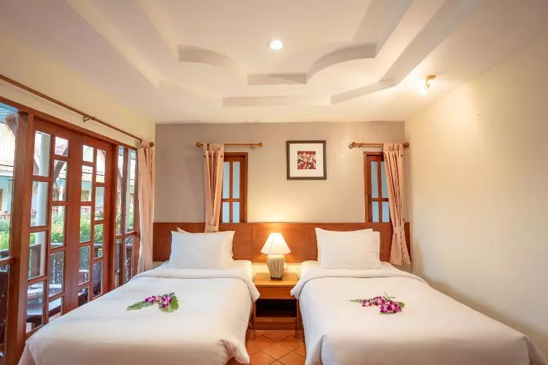 デラックスルーム, Bangtao Village Resort Sha
