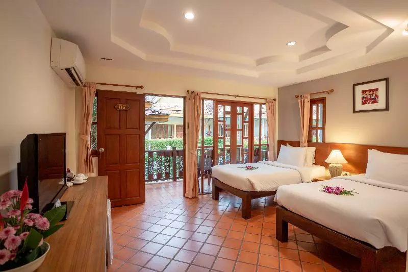 デラックスルーム, Bangtao Village Resort Sha
