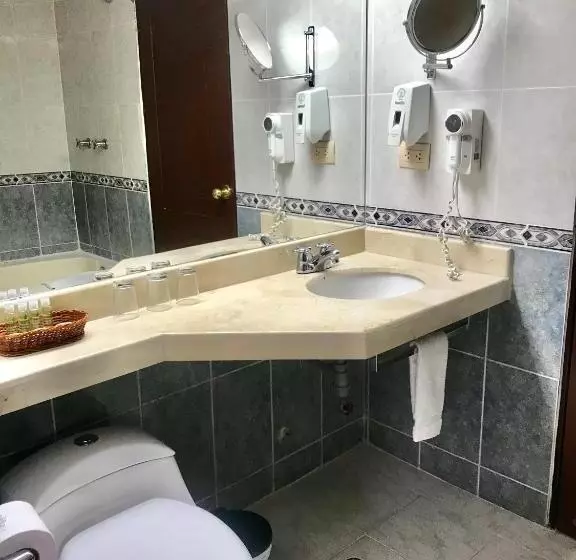 اتاق استاندارد سه نفره, Casa Morales Hotel Internacional Y Centro De Convenciones