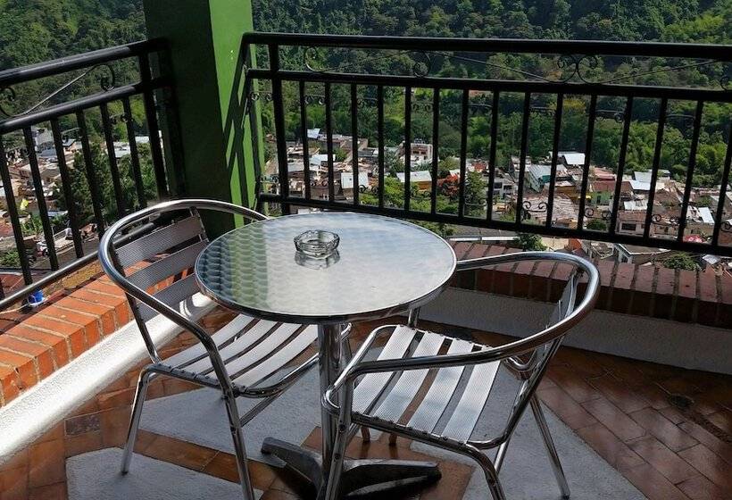 4인용 스탠다드 룸, Casa Morales Hotel Internacional Y Centro De Convenciones