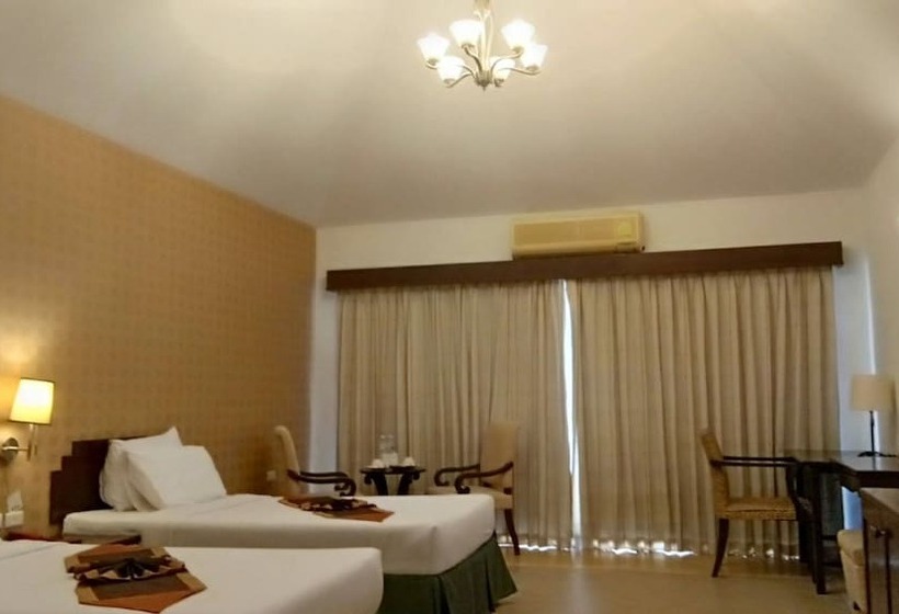 Номер Deluxe Вид на Море, Golden Pine Beach Resort