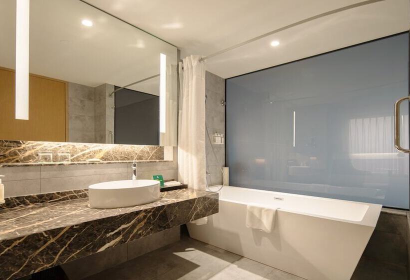프리미엄 룸, Holiday Inn Shanghai Hongqiao West, An Ihg
