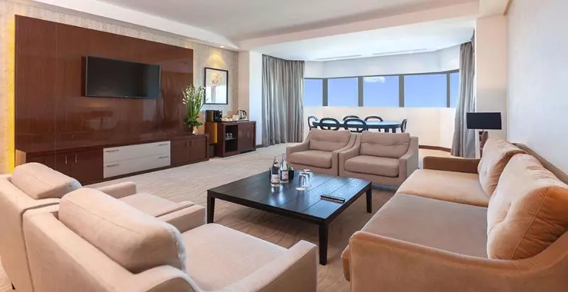 سوییت اجرایی, Laico Tunis Spa & Conference Center