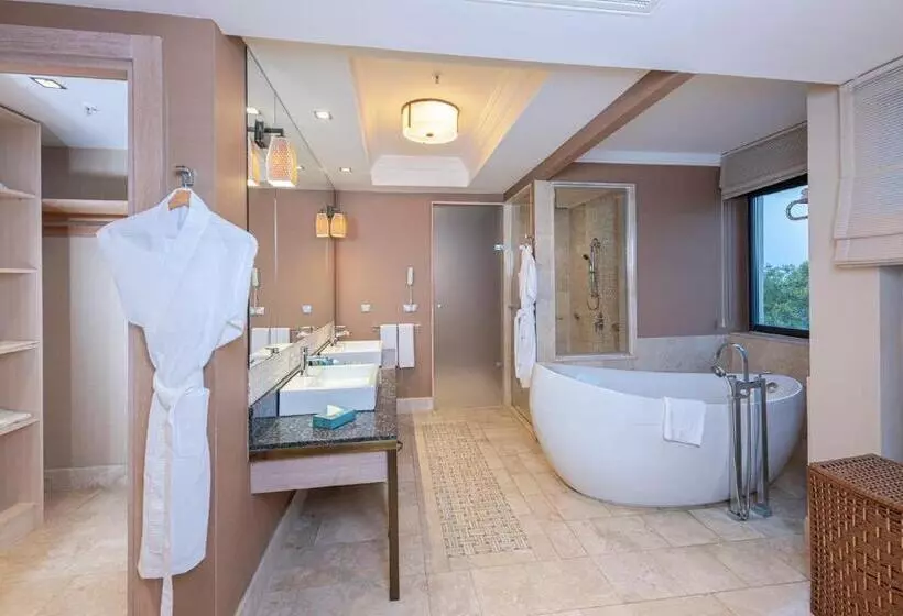Suite King Bed, Lykia World Antalya   All Inclusive