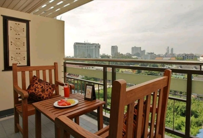 اتاق سوپریور, Pattaya Loft
