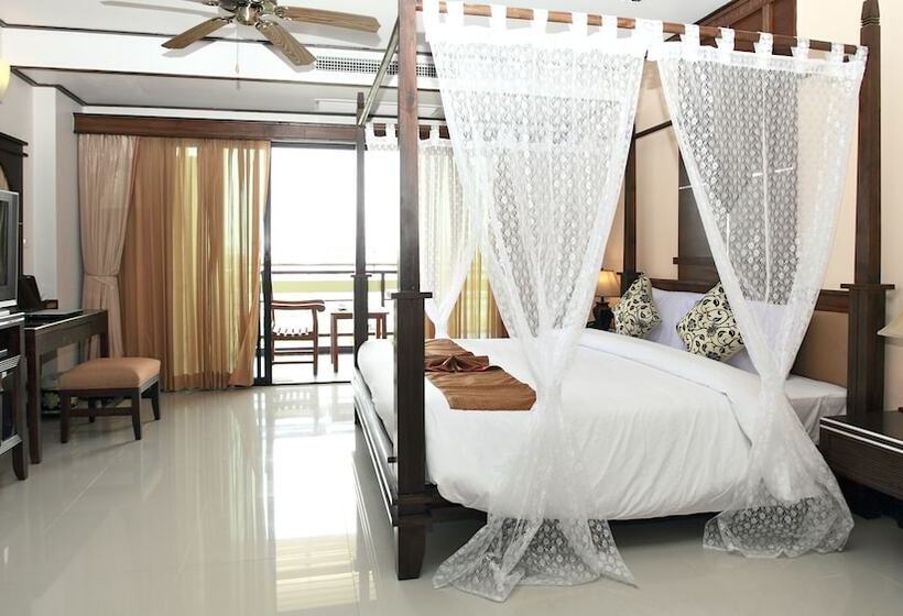 Люкс Повышенной Комфортности, Pattaya Loft