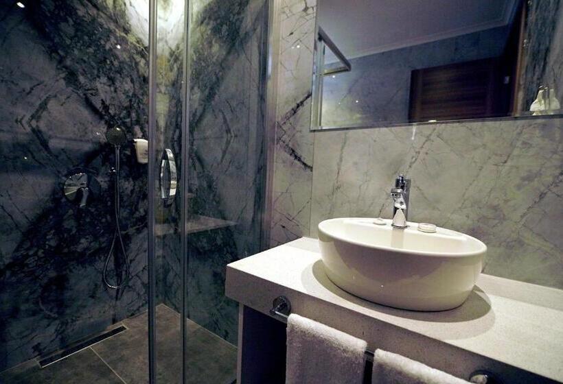 חדר סטנדרט, Seyir Village