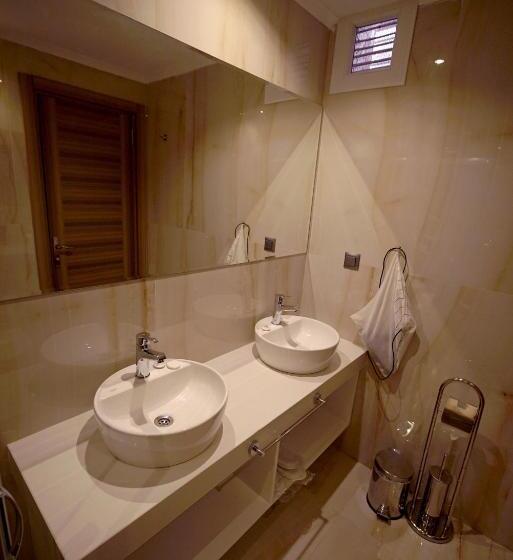 חדר משפחתי דלוקס, Seyir Village