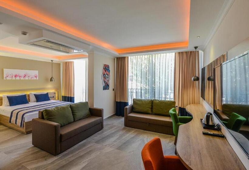 חדר דלוקס לשלושה, Seyir Village