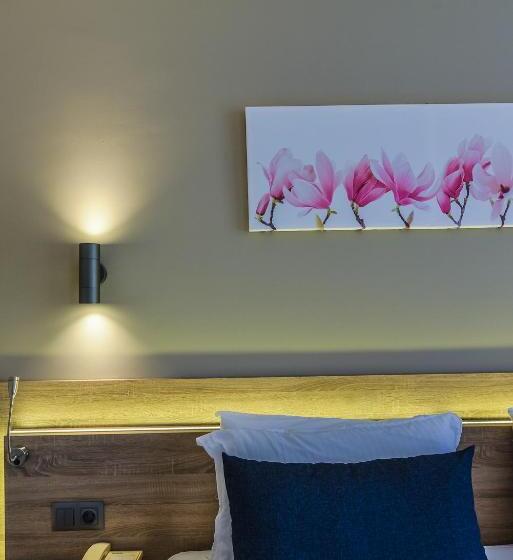 חדר דלוקס לשלושה, Seyir Village