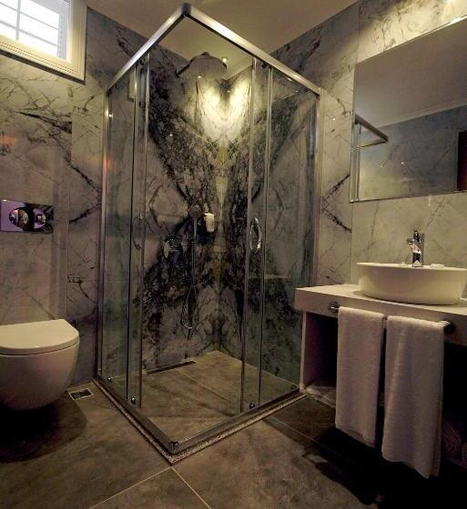 חדר דלוקס לשלושה, Seyir Village