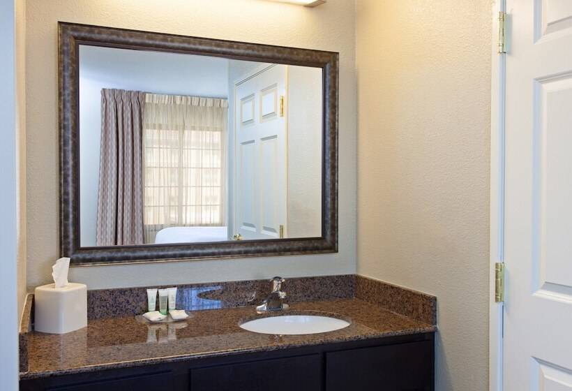 Люкс, Staybridge Suites Fairfield Napa Valley Area, An Ihg