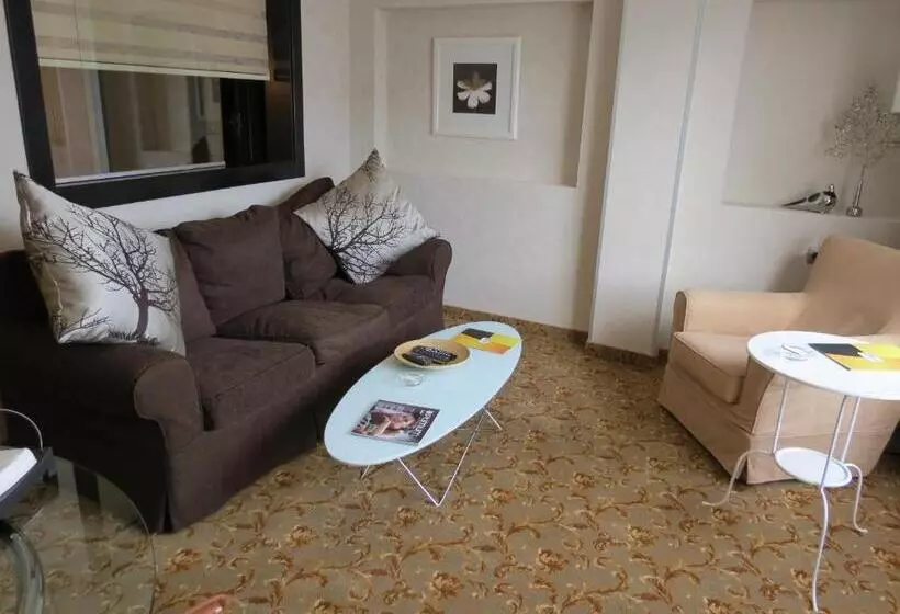 سوییت جونیور, Tempo Residence Comfort Izmir