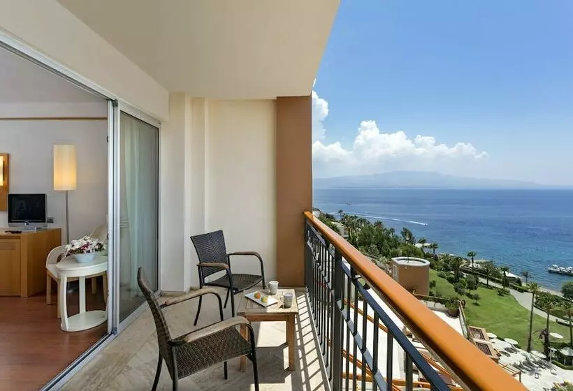 デラックスルーム, Kefaluka Resort