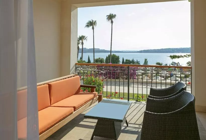 ジュニアスイート, Kefaluka Resort