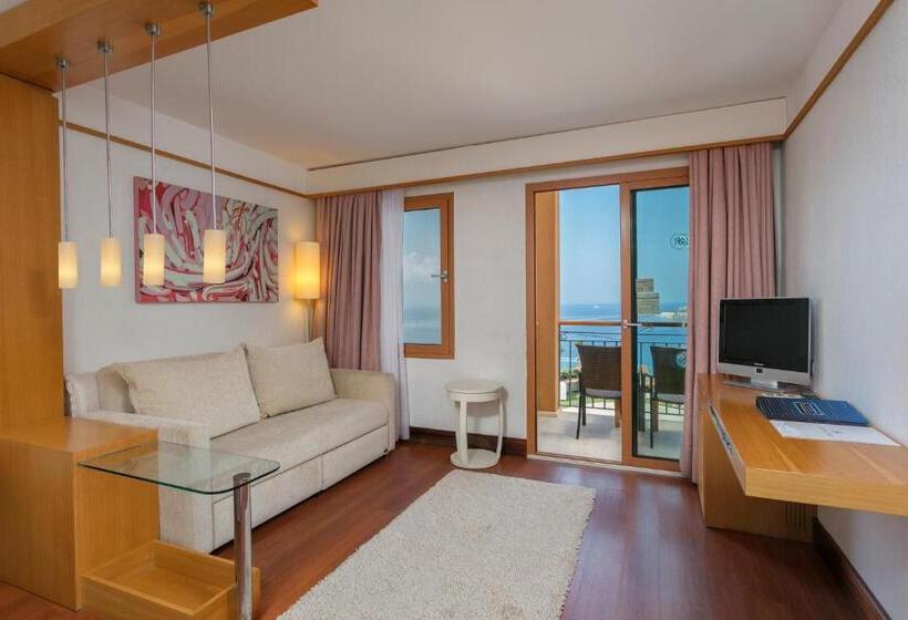 Семейный Номер, Kefaluka Resort