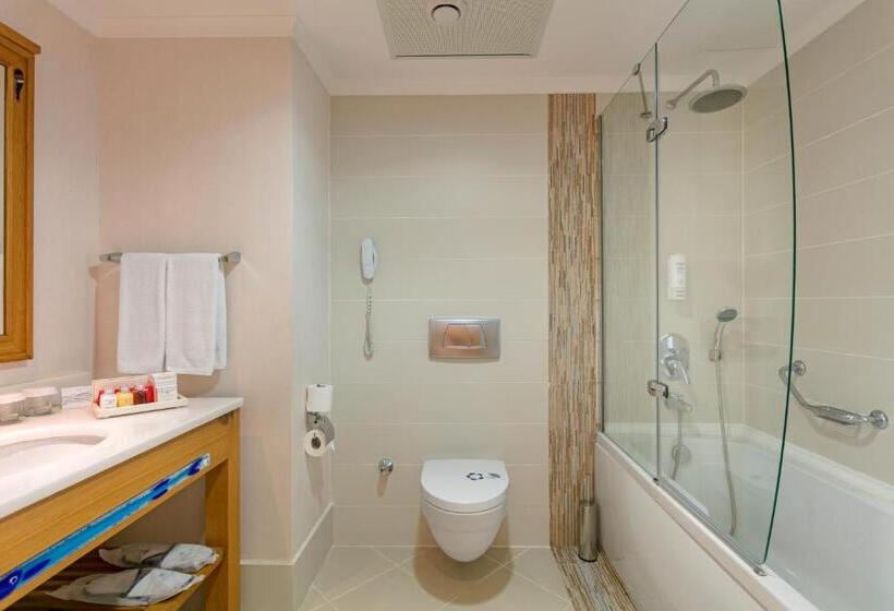 Семейный Номер, Kefaluka Resort