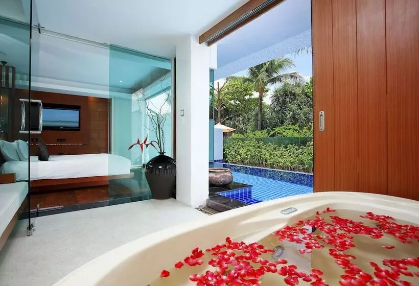 プール付き１ベッドルームヴィラ, La Flora Resort Patong