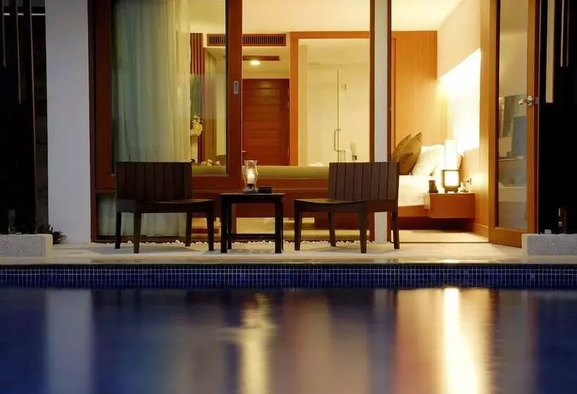 プール付き１ベッドルームヴィラ, La Flora Resort Patong