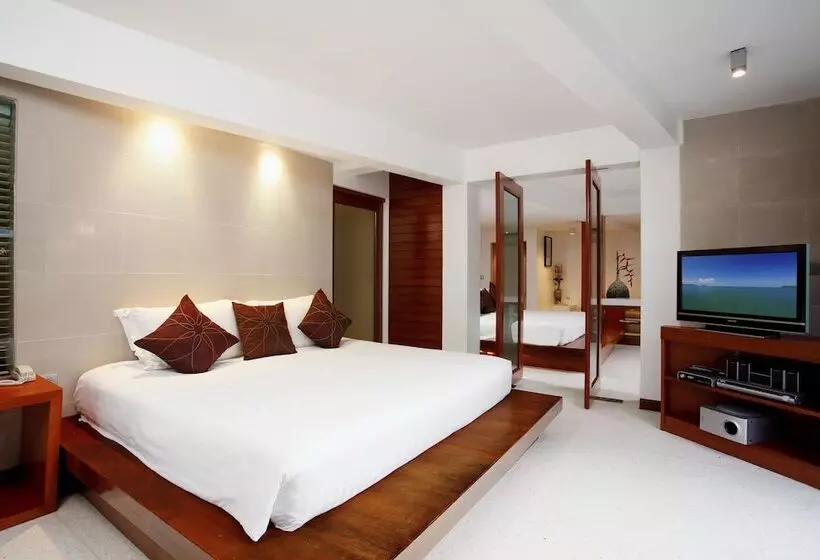 プール付き１ベッドルームヴィラ, La Flora Resort Patong