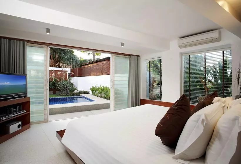プール付き１ベッドルームヴィラ, La Flora Resort Patong
