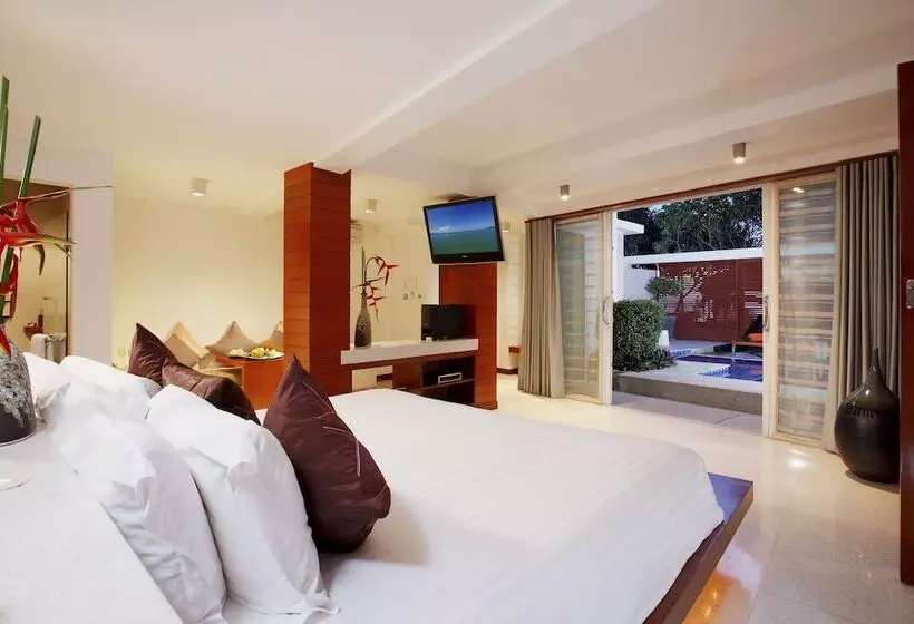 プール付き１ベッドルームヴィラ, La Flora Resort Patong