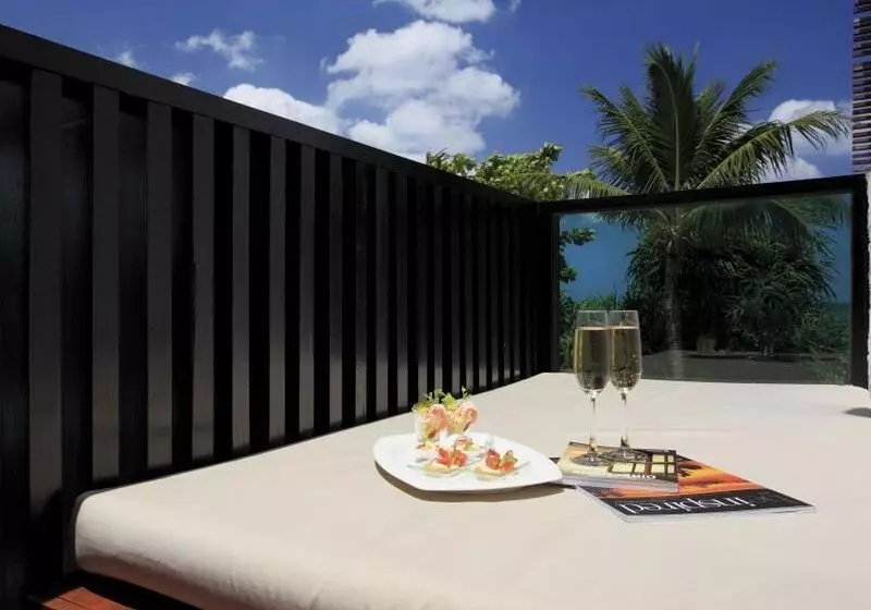 オーシャンビュースイート, La Flora Resort Patong