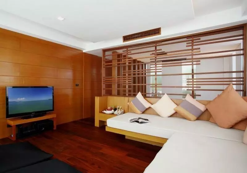 ビラホテル１ベッドルーム, La Flora Resort Patong