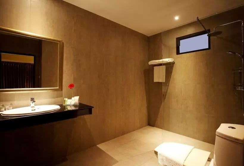 استودیوی استاندارد, Nova Park Hotel Pattaya