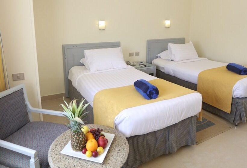 اتاق استاندارد با چشم‌انداز باغ, Nuweiba Club Resort