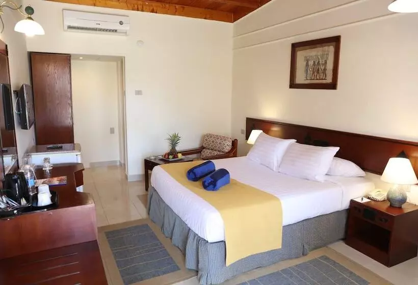 سوییت, Nuweiba Club Resort