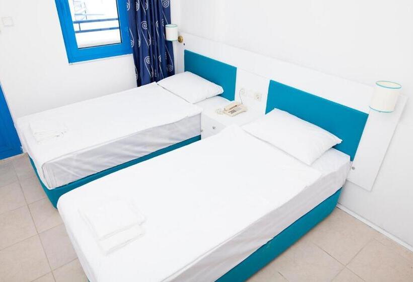 Номер Стандарт Вид на Море, One More Day Hotel