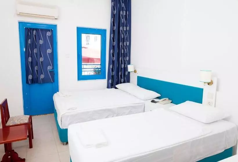 Triple Room Sea View, One More Day Hotel