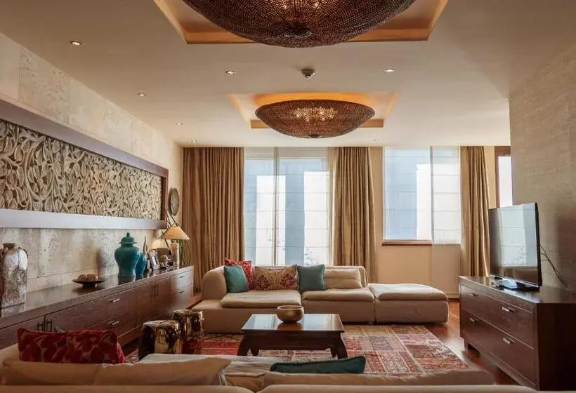 سوئیت با چشم‌انداز, Mala Garden Design