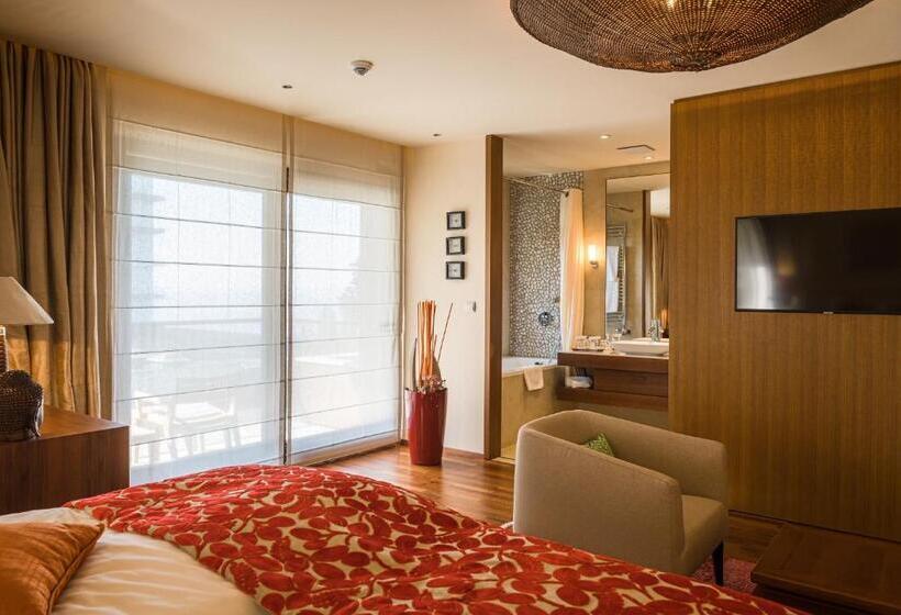 Люкс, Mala Garden Design