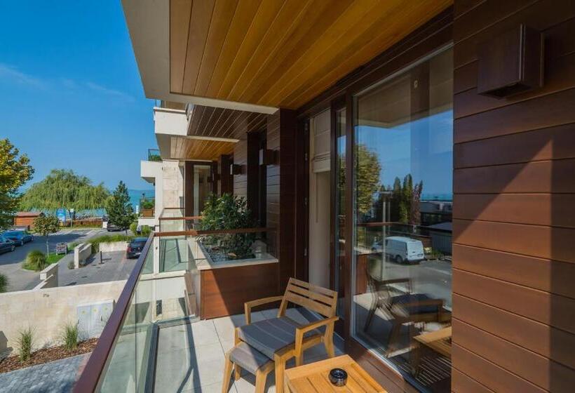 Люкс, Mala Garden Design